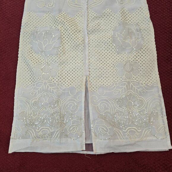 Elegant White Embroidered 3 Piece Suit Traditional Desi Wear Size XL - Picture 3 of 9